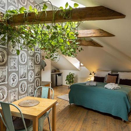Gigantic Boho Chic 3 Bedroom 3 Bathroom Loft With Hanging Chair Praga Exterior foto